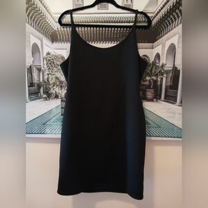 BLACK SPAGHETTI STRAP DRESS